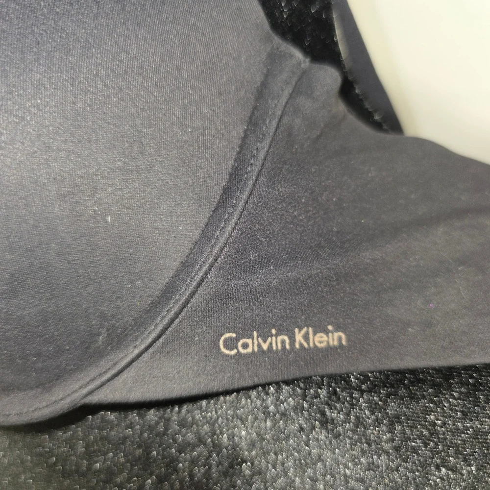 Calvin Klein T-Shirt Bra Women 34C Black Excellent Underwire Padded F3837